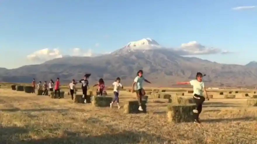 Doğubayazıt’ta Çocuklar Atletizm Antremanları yapıyor