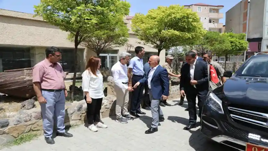 Vali Varol Doğubayazıt’ı ziyaret etti