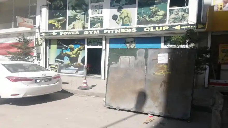 Geri Dönüşüm Adı altında bırakılan kocaman demir kutulara vatandaşlar tepkili