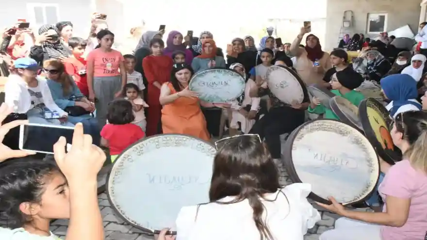 BAŞKAN ACAR’IN ÖDÜLLÜ PROJESİ KADINLARDA HAYAT BULUYOR