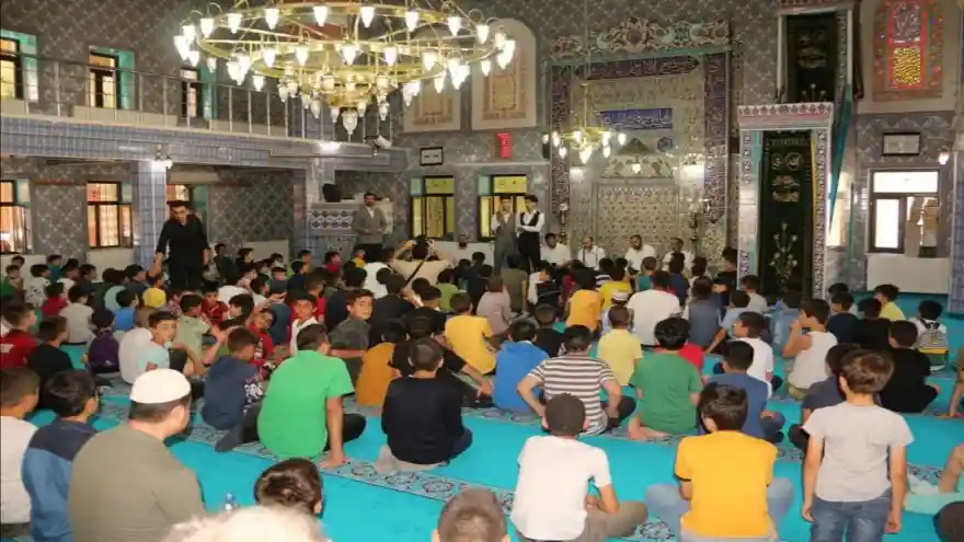 Doğubayazıt Ahmedi Hani Camii'de  'Cami-Gençlik' Buluşması