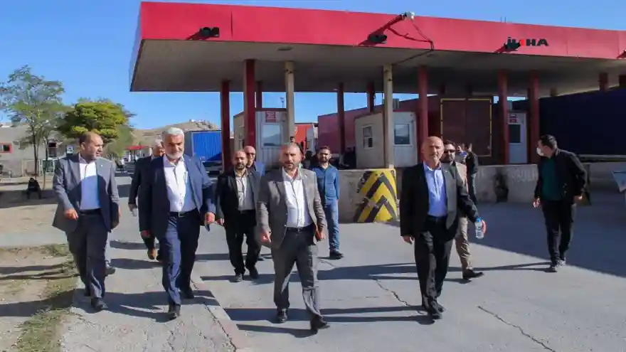 Gürbulak Sınır Kapısı'ndaki PCR testi zorunluluğu kaldırıldı