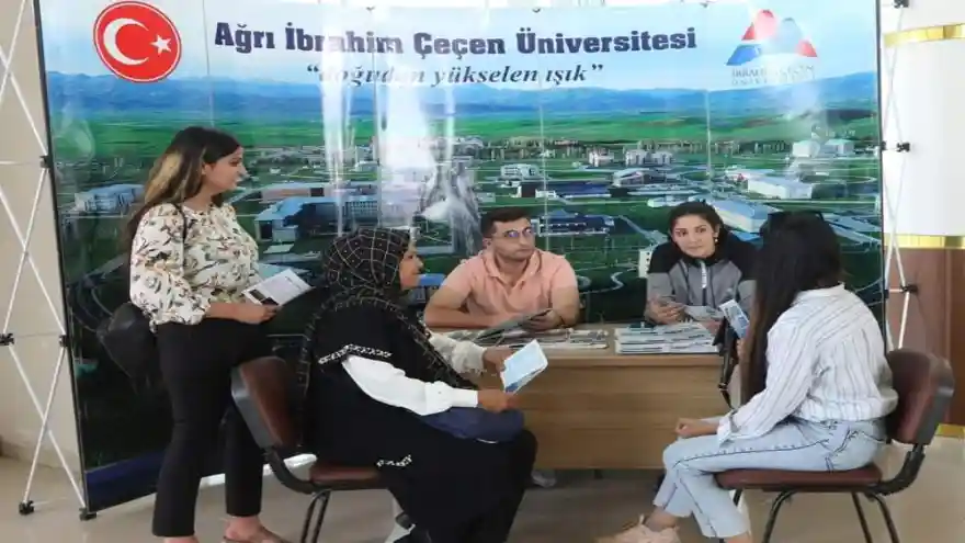 AİÇÜ, Yoğun Bir Kayıt Dönemi Geçiriyor