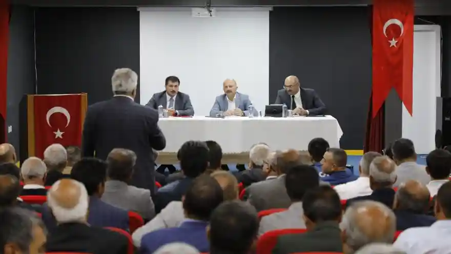 Vali Dr. Osman Varol Başkanlığında “Eylül Ayı Muhtarlar Toplantısı” Diyadin’de Yapıldı.