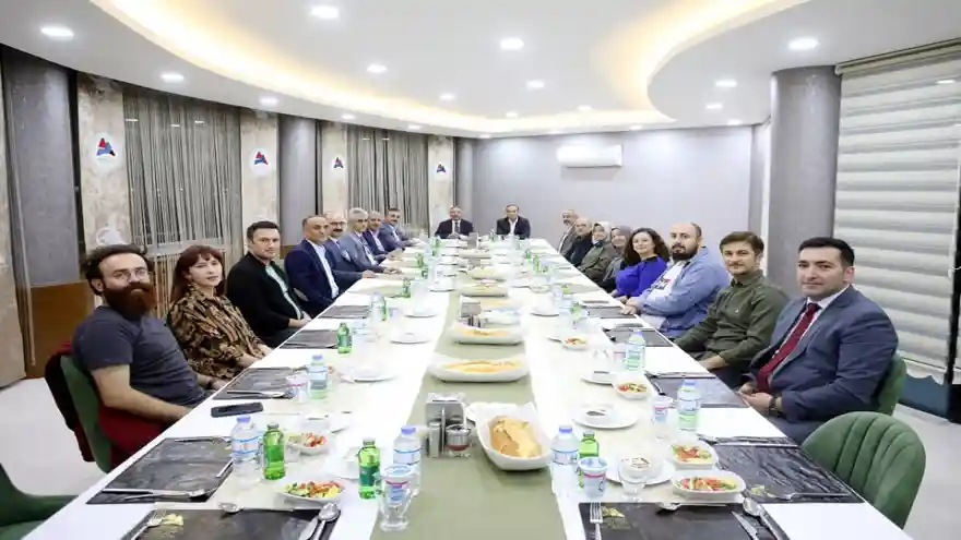 AİÇÜ’de Sağlık Değerlendirme Toplantısı Yapıldı