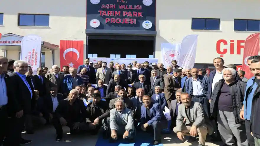 Ağrı'da Atıl Alanlarda Buğday Yetiştiriciliği Projesi Kapsamında Tohum Dağıtımı yapıldı