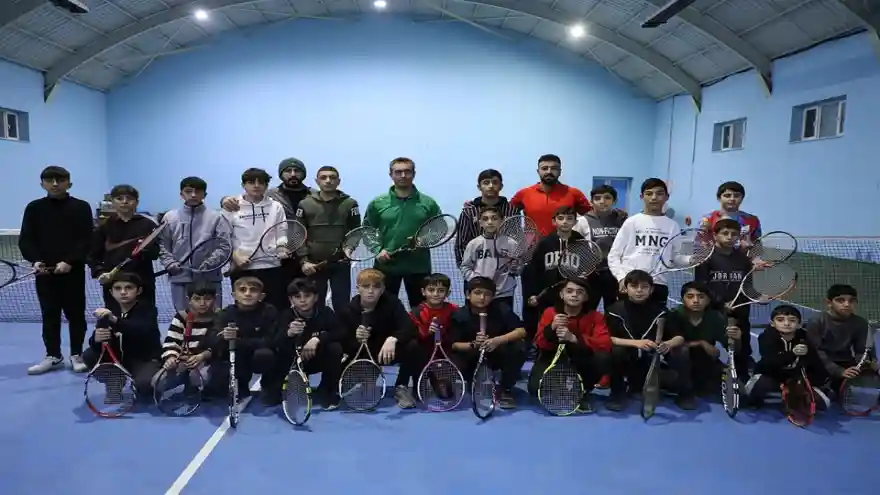 Ağrı GSİM Müdürü Fedai DİN, Sporcularla Antrenman Yaptı
