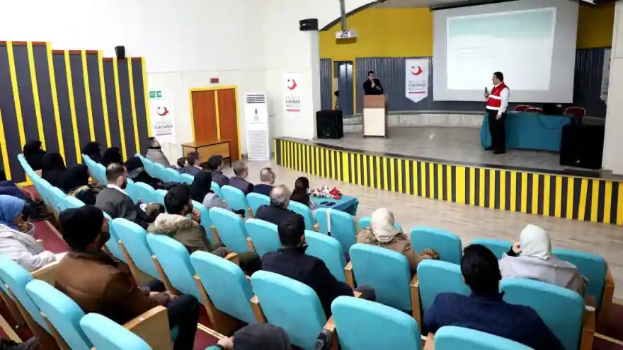 AĞRI'DA İKAMET EDEN YABANCI UYRUKLULARA SOSYAL UYUM VE YAŞAM EĞİTİMİ