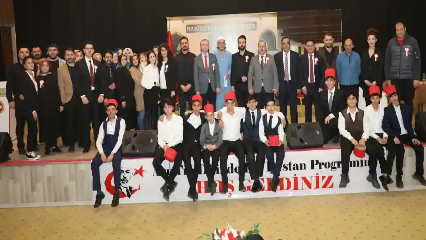 AĞRI'DA İSTİKLAL MARŞI'NIN KABULÜ VE MEHMET AKİF ERSOY'U ANMA GÜNÜ KUTLANDI