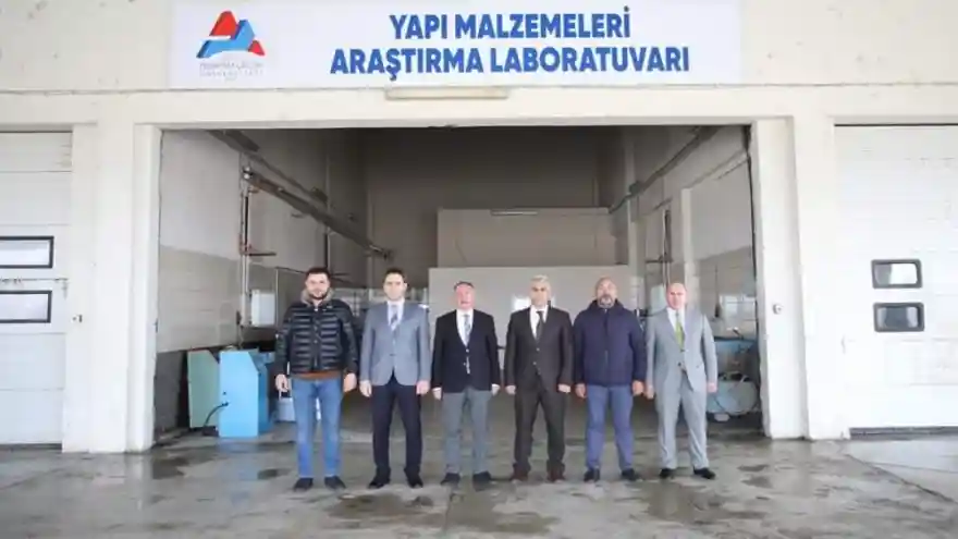 AİÇÜ’de Yapı Malzemeleri Araştırma Laboratuvarı Açıldı