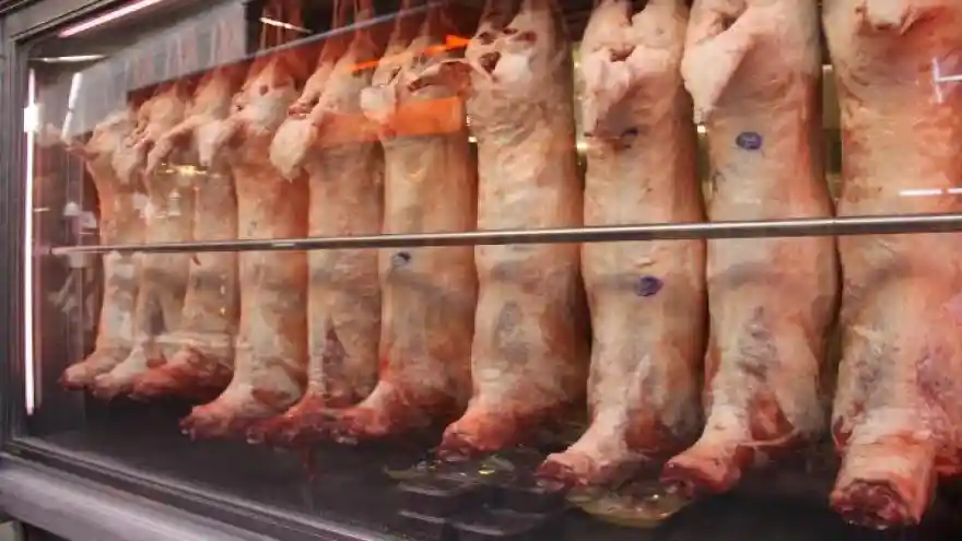 ETTE FİYATLAR SABİT DURMUYOR