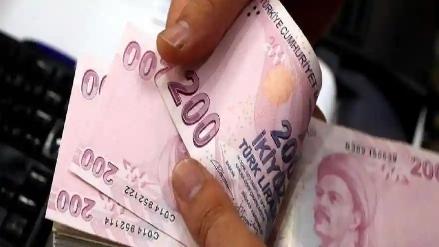 EYT'LİLER İLK MAAŞINI ALIYOR