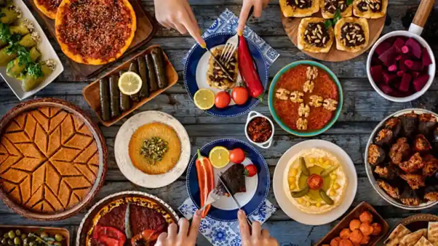 BAYRAMDA BESLENME ÖNERİLERİ