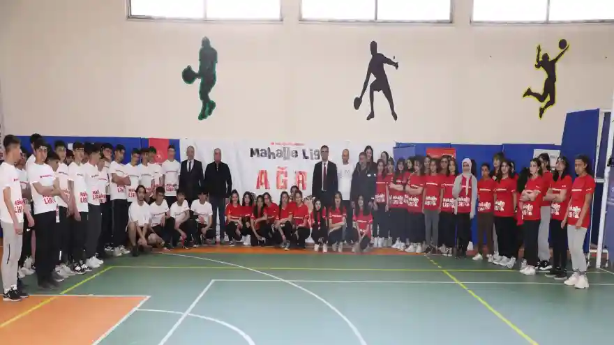 Ağrı’da “Mahalle Ligi” Başladı