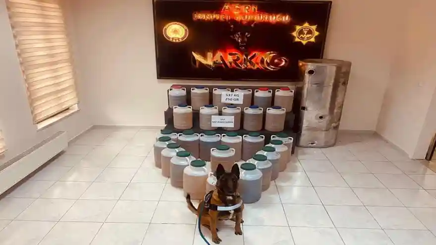 Ağrı’da 537 Kilo 250 Gram Likit Metamfetamin Ele Geçirildi