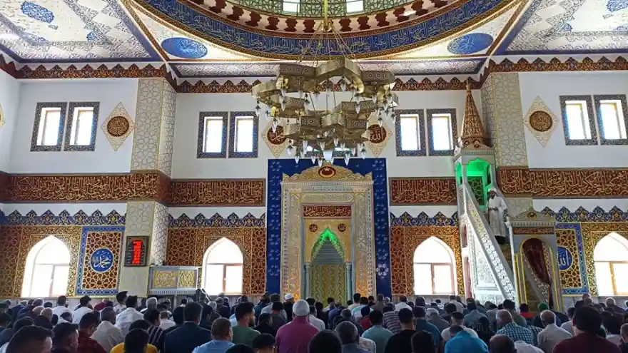 Müftü Büyük; "İslam'ın İki Şiârı: Ezan ve Kurban " konulu vaaz verdi