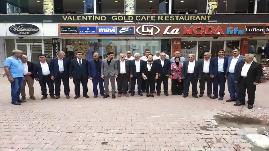 AK PARTİ AĞRI İL TEŞKİLATINDA BAYRAMLAŞMA