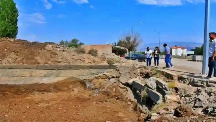 Doğubayazıt’ta sel sonrası yeni köprüler inşa ediliyor