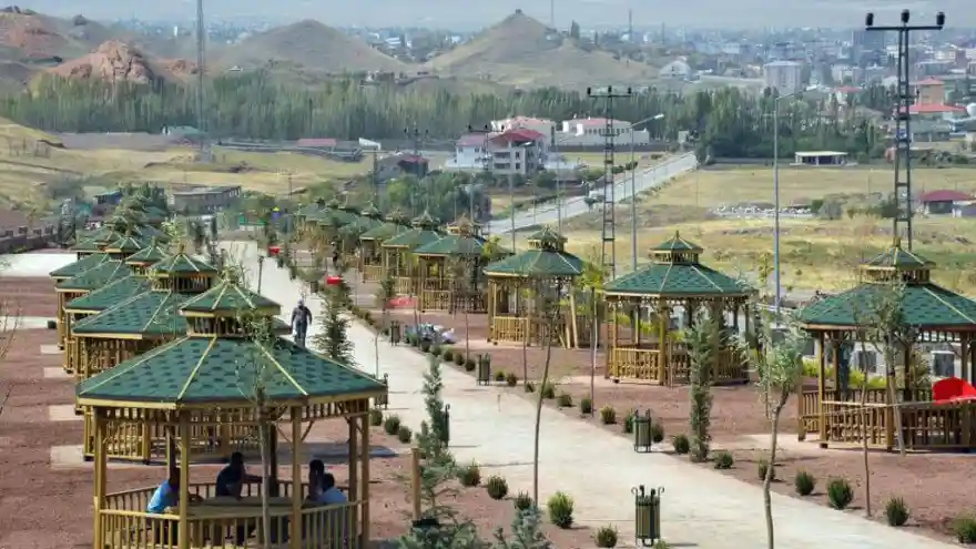 Millet Parkı, bir gün yetkililerin dikkatini çekecek ve hesabı sorulacaktır!