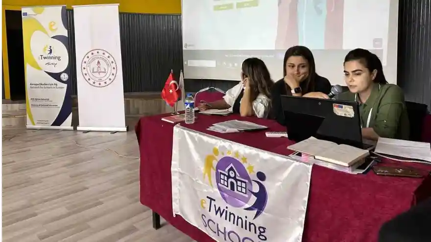 Ağrı’da "eTwinning Bilgilendirme Semineri" düzenlendi