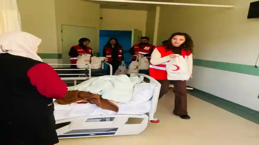 Doğubayazıt Kızılay, anneler ve bebekleriyle buluştu