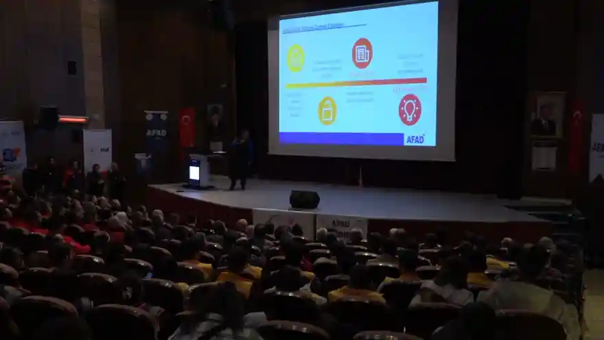 Vali Turan: "’Metsamor Nükleer Santrali’ sorunu bitecek"