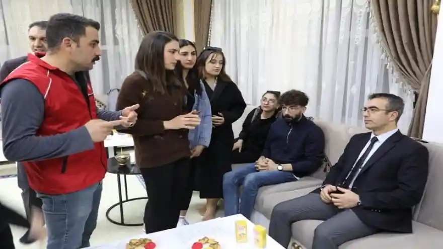 Ağrı’da öğrenci kulüp başkanlarıyla toplantı