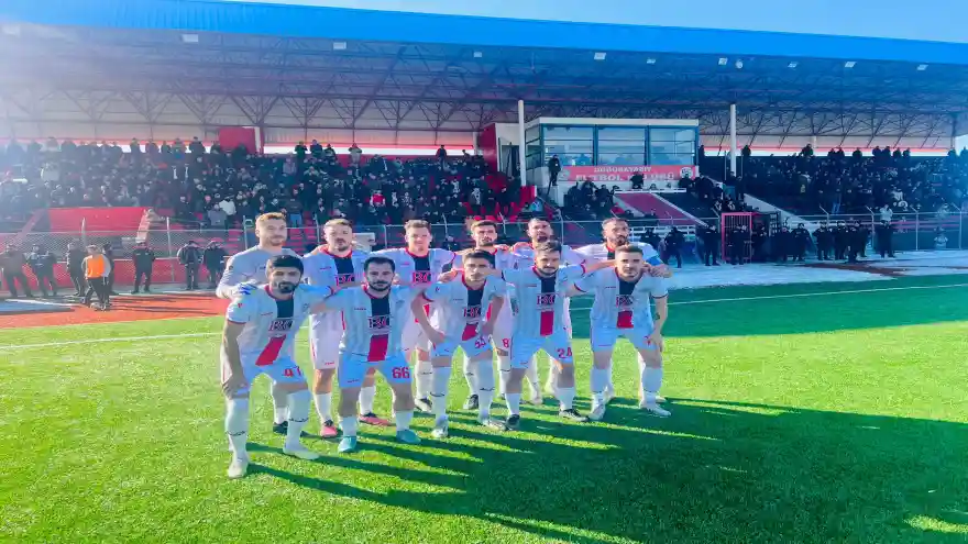 Doğubayazıt FK, Arsinspor'u 2-0 Mağlup Ederek Şampiyonluk Yarışında Öne Geçti