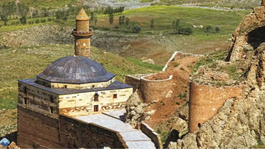 Beyazıt Camii ve Doğubayazıt’ın Tarihi Zenginliği