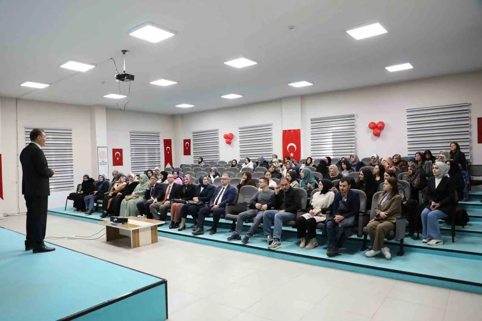 Ağrı’da kadınlara yönelik "Anne Akademisi Projesi" ile mesleki ve kişisel gelişim desteği 